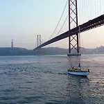 Hotel Ibis Porto Sul Europarque 2*