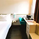 Hotel Ibis Porto Sul Europarque