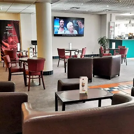 Ibis Porto Sul Europarque サンタ・マリア・ダ・フェイラ