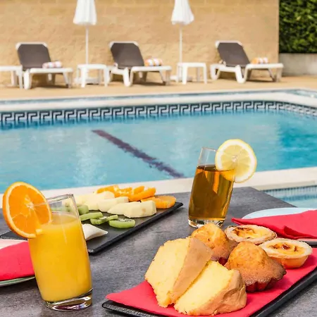 ホテル Ibis Porto Sul Europarque 2*