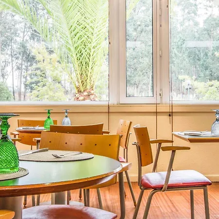 Ibis Porto Sul Europarque 2* סנטה מריה דה פיירה