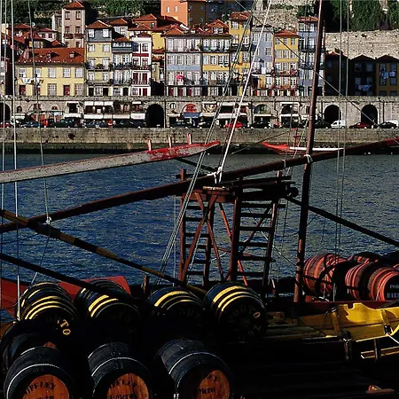 Ibis Porto Sul Europarque ホテル