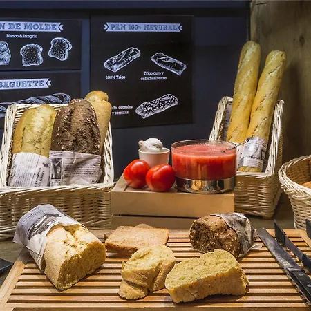 Ibis Porto Sul Europarque ホテル