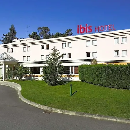 Hotel Ibis Porto Sul Europarque 2*