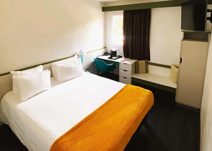 Ibis Porto Sul Europarque 2*