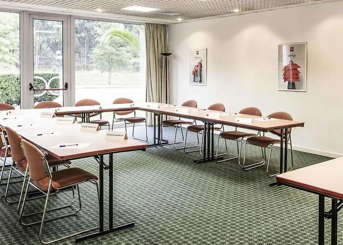 Ibis Porto Sul Europarque 2*