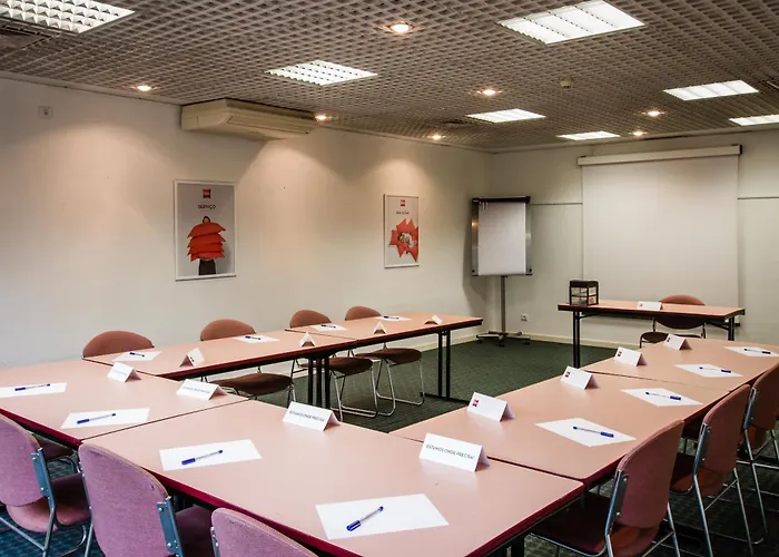 Ibis Porto Sul Europarque 2* Santa Maria da Feira