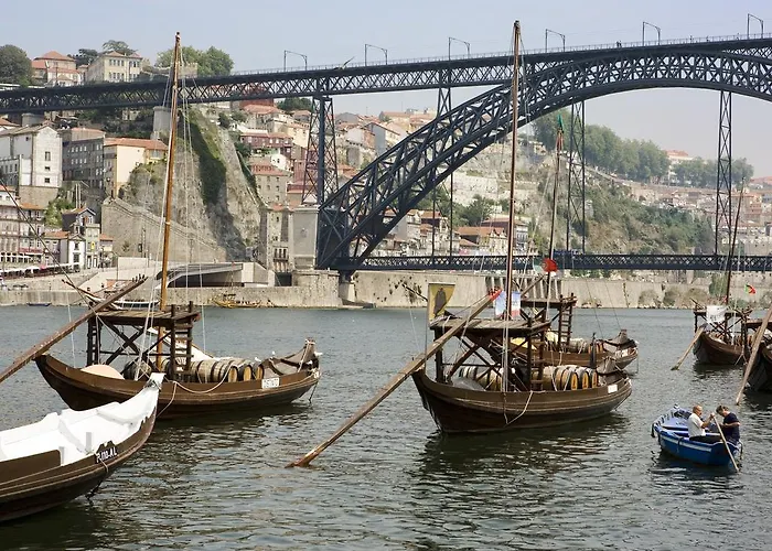 Ibis Porto Sul Europarque Otel 2*